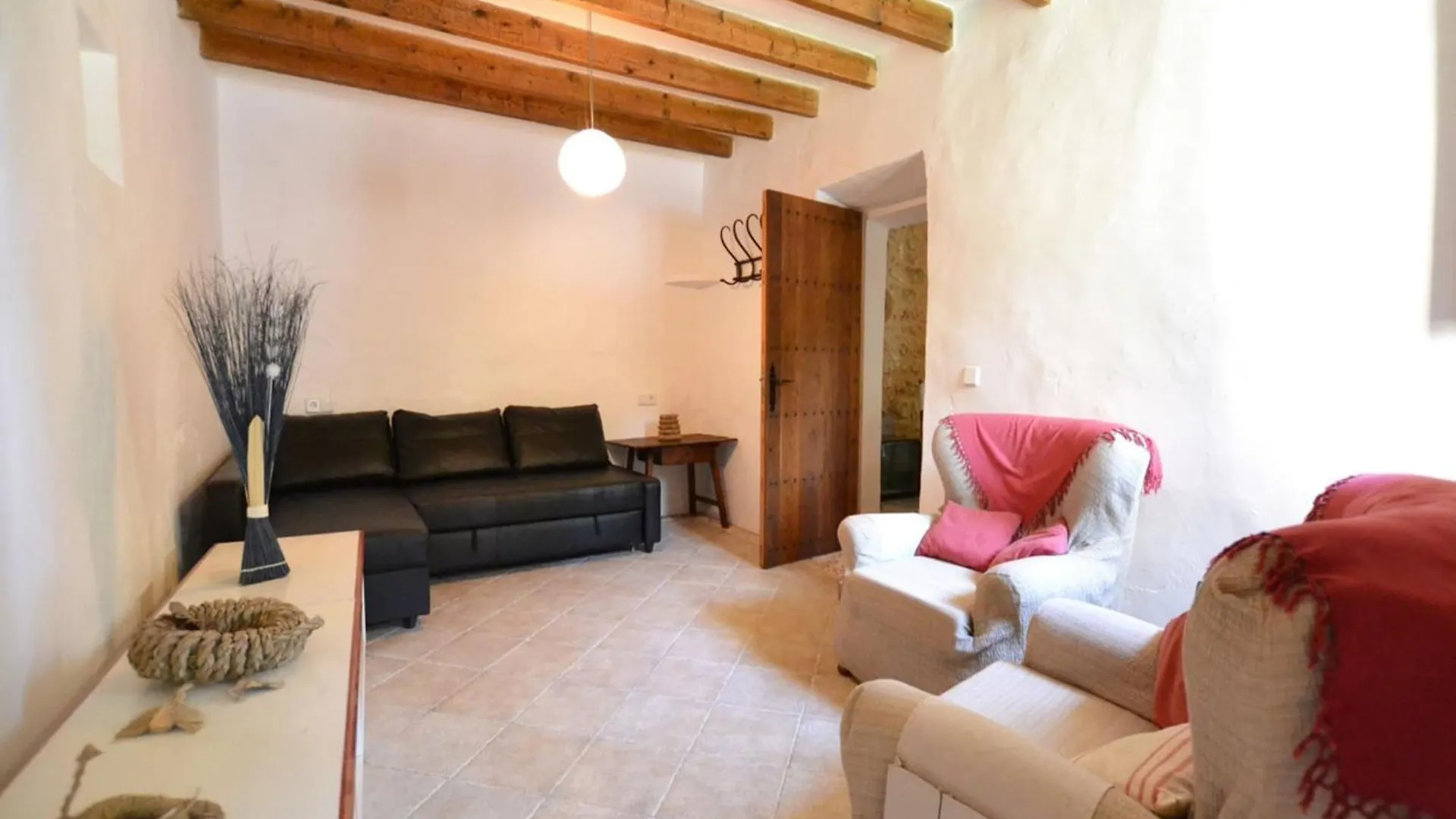 Beach Holiday Home With Private Pool سينيو